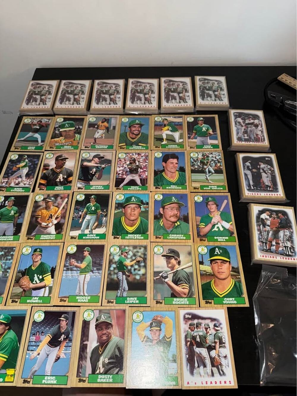 Topps Oakland A's Baseball Cards Lot